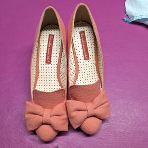 Bait Hippy Shoes in a Coral b.a.i.t.